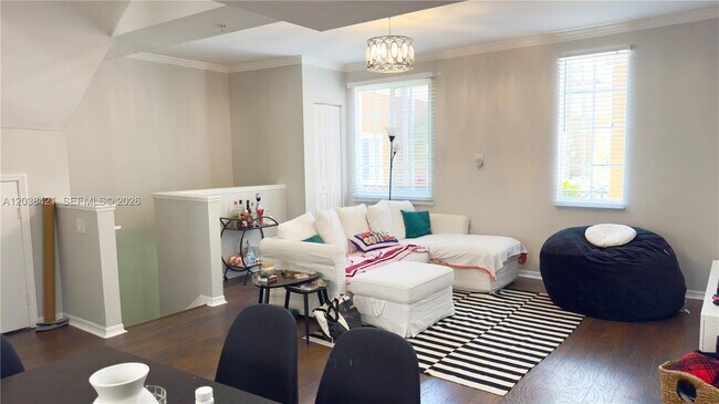 Foto del edificio - 2845 NE 185th St
