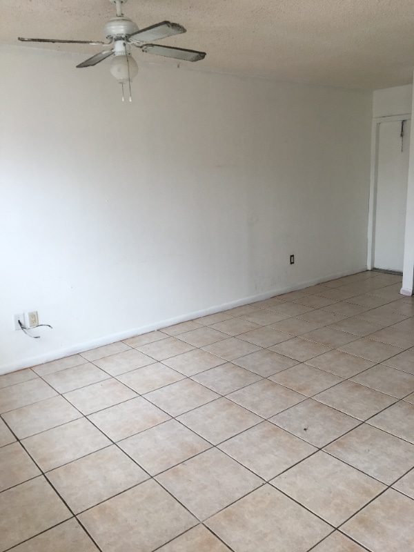 Foto del edificio - 1768 My Pl Ln