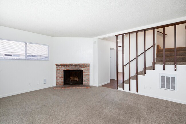 Foto del edificio - 2112-2114 Thomas Avenue - 2114 Unit 1-
