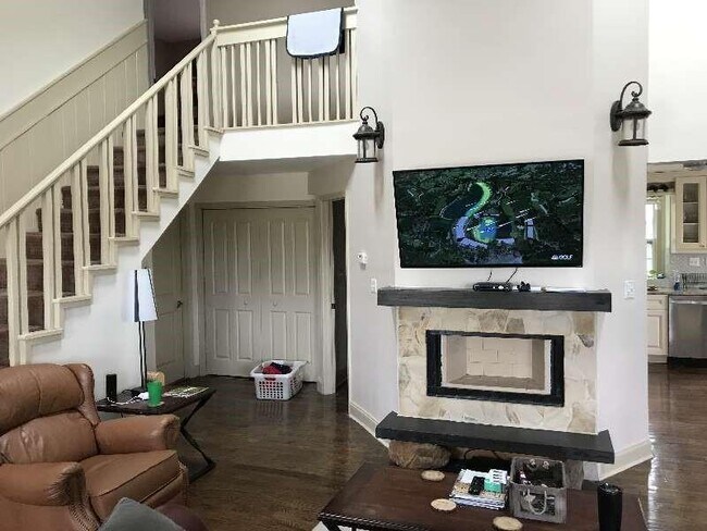 Foto del edificio - 550 Deering Rd NW