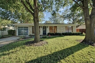 Building Photo - 3010 Susquehanna Ln