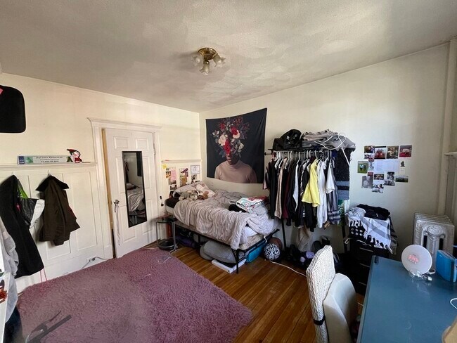 Foto del edificio - 124 Glenville Ave
