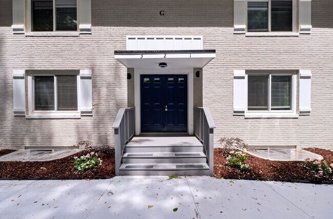 Foto del edificio - Newly Renovated 2 bedroom Condos!