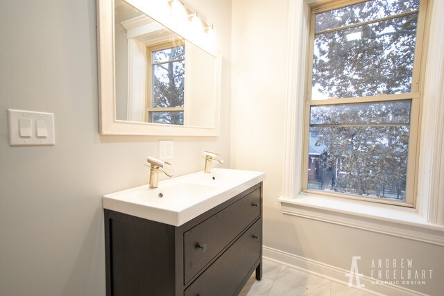 Foto del edificio - 7247 S Ridgeland Ave