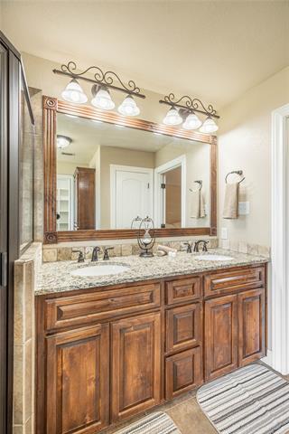 Building Photo - 1326 Briar Cliff Path
