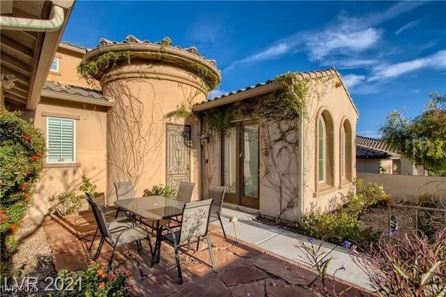 Foto del edificio - 12266 Bluebird Canyon Pl
