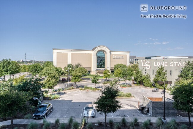 Building Photo - 10727 Domain Dr