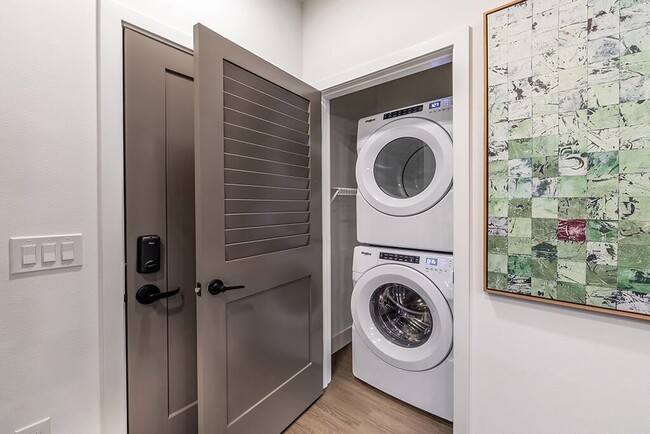 Building Photo - The Brynn Apartments