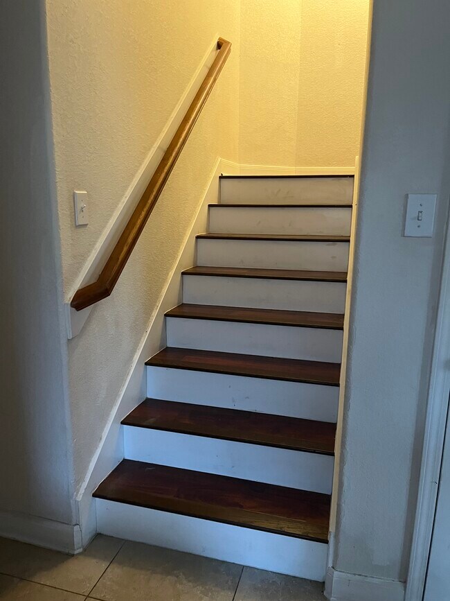 Foto del edificio - 3007 Crescent Oaks Park Ln