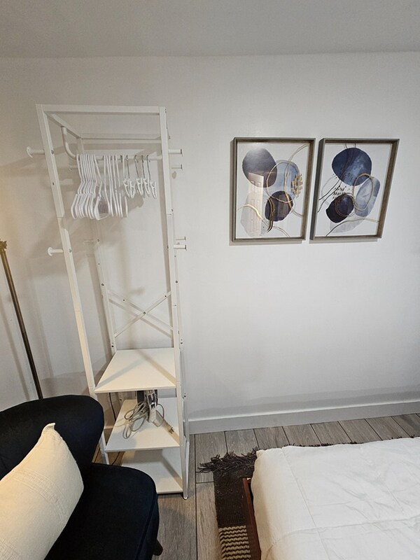 Foto del edificio - 6339 Jeff St