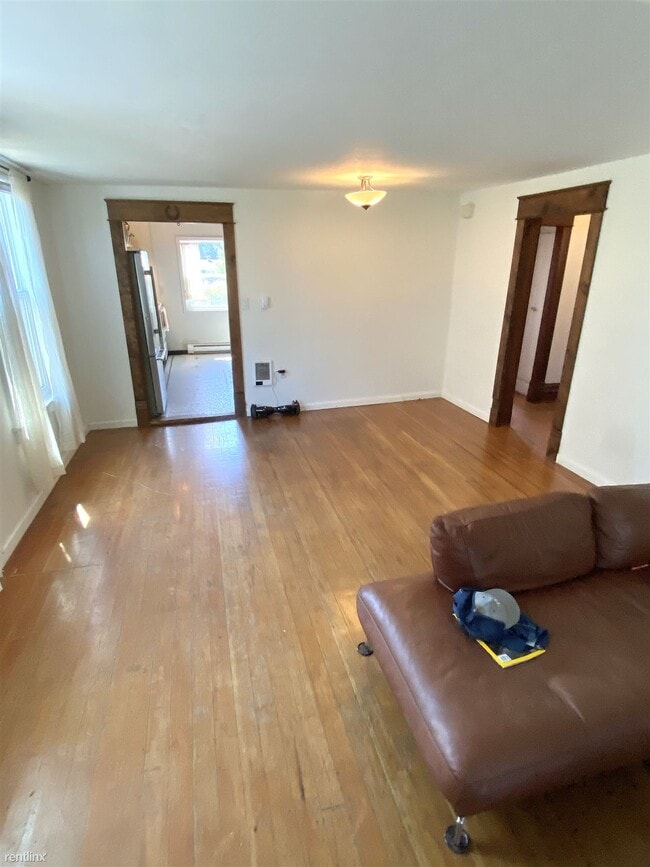 Building Photo - 4 br, 2 bath House - 826 South Sprague Avenue