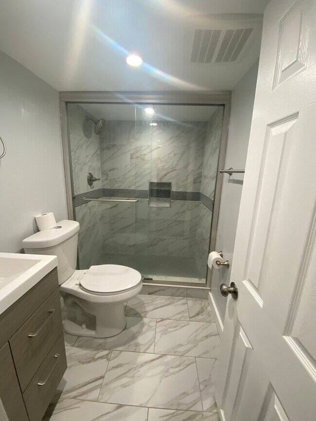 6 Margaret Ct Unit 1, Brooklyn, NY 11235 Rentals in Brooklyn at 6