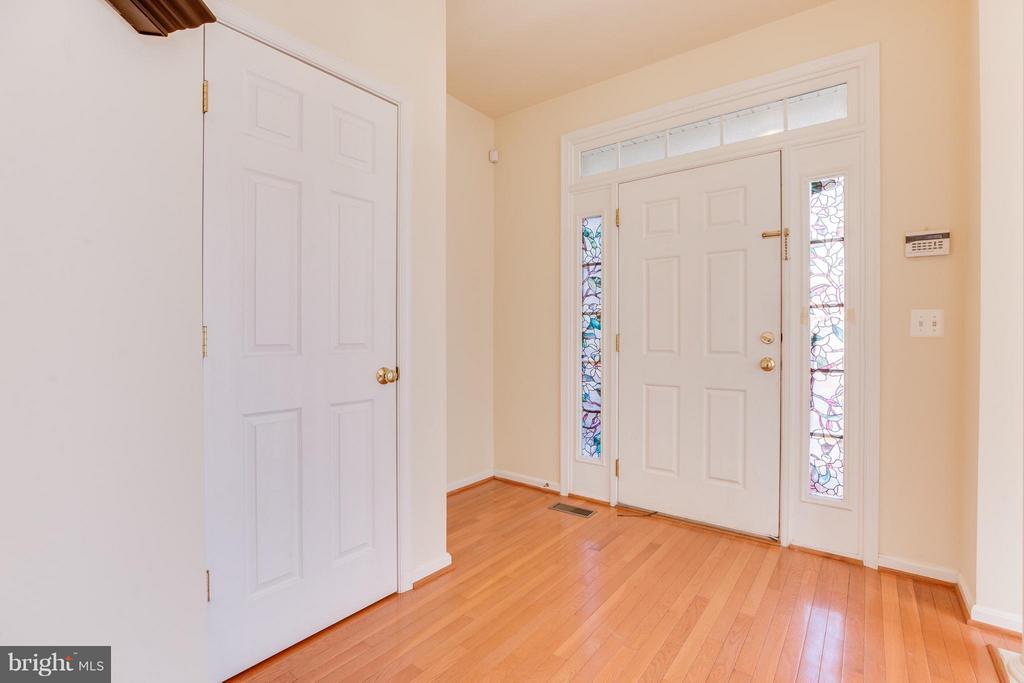 Primary Photo - 15522 Exmore Ct