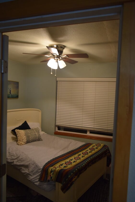 Bedroom - 3921 E 15th Ave