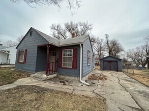 Building Photo - 522 W Elm St