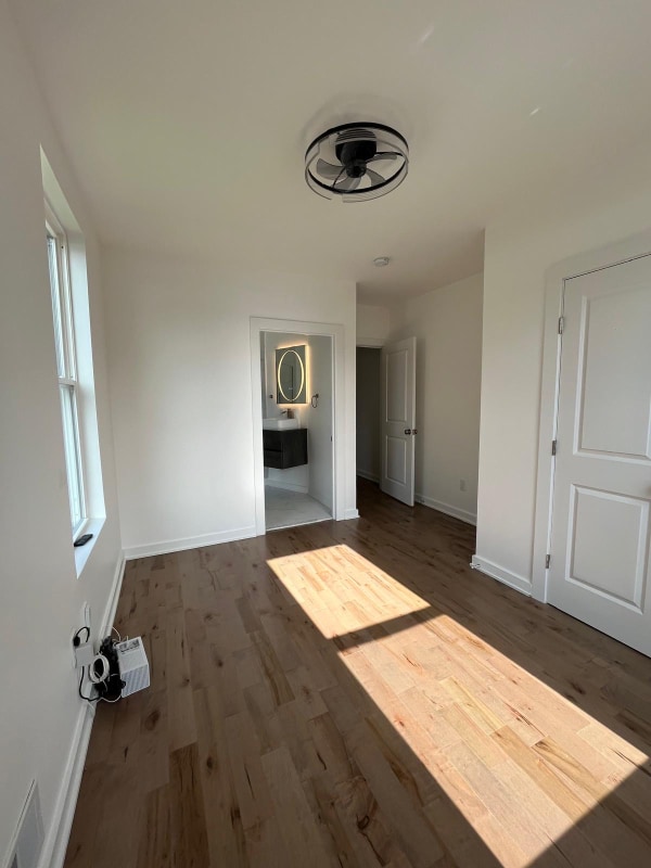 Photo - 1641 N Newkirk St House