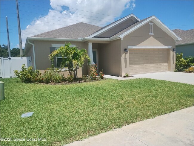 Building Photo - 920 Covington Ct