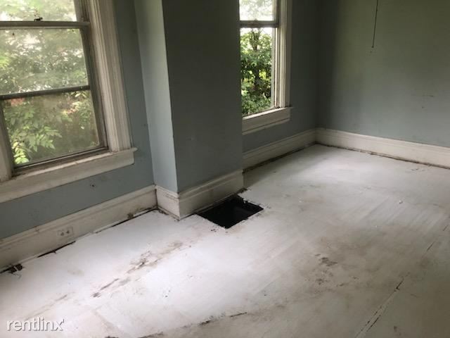 Foto del edificio - 3 br, 1 bath House - 105 Van Buren St