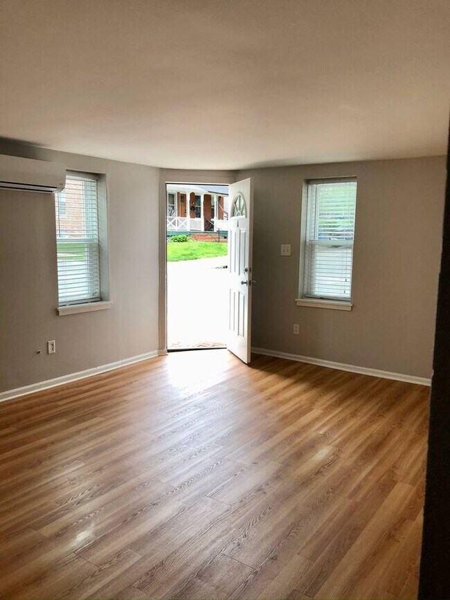 Foto del edificio - 418 N Darlington St