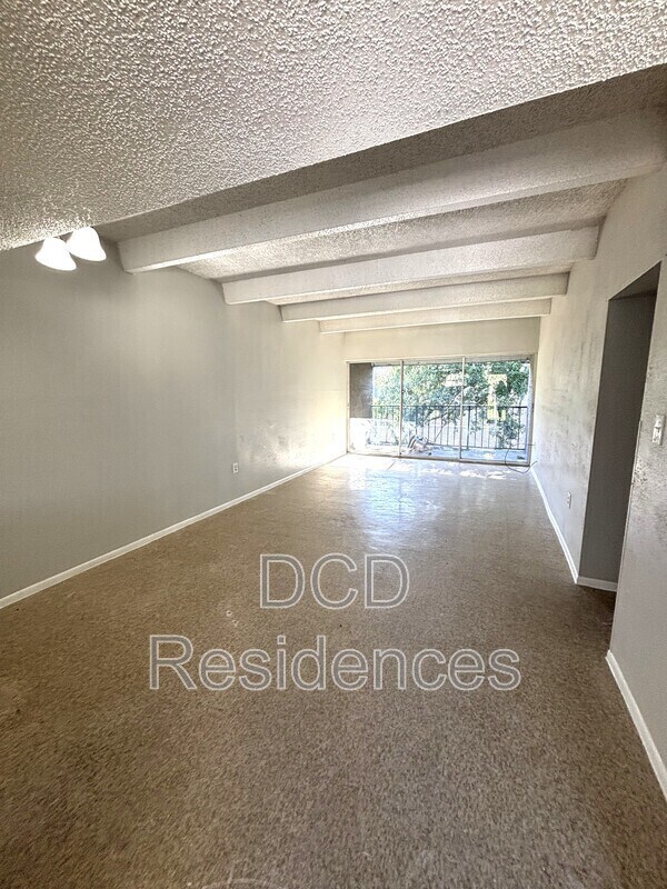 Building Photo - 5504 Pine Forest Ct