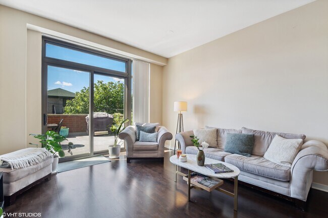Foto del edificio - 3140 N Sheffield Ave