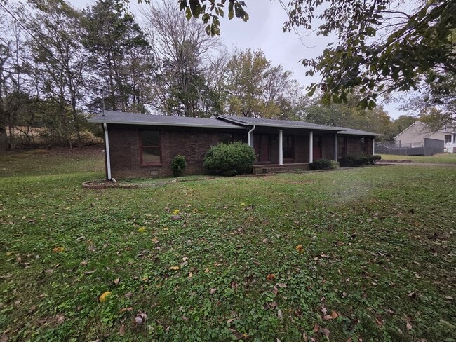 Building Photo - 148 Tanglewood Dr