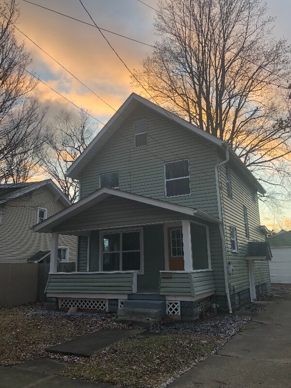 Primary Photo - 2222 24th St SW