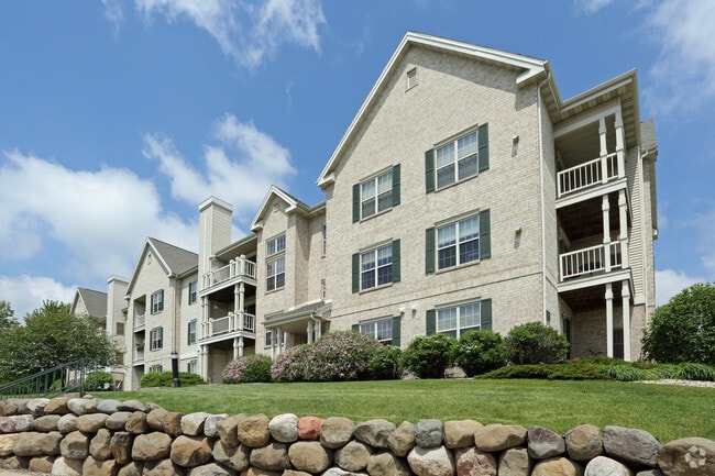 Building Photo - Deer Creek Apartments