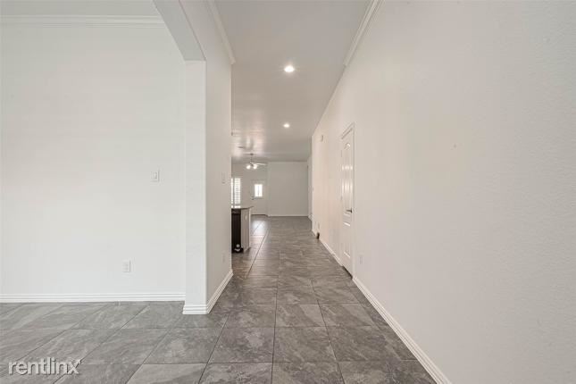 Foto del edificio - 4 br, 2 bath House - 26021 Hasting Ridge Lane