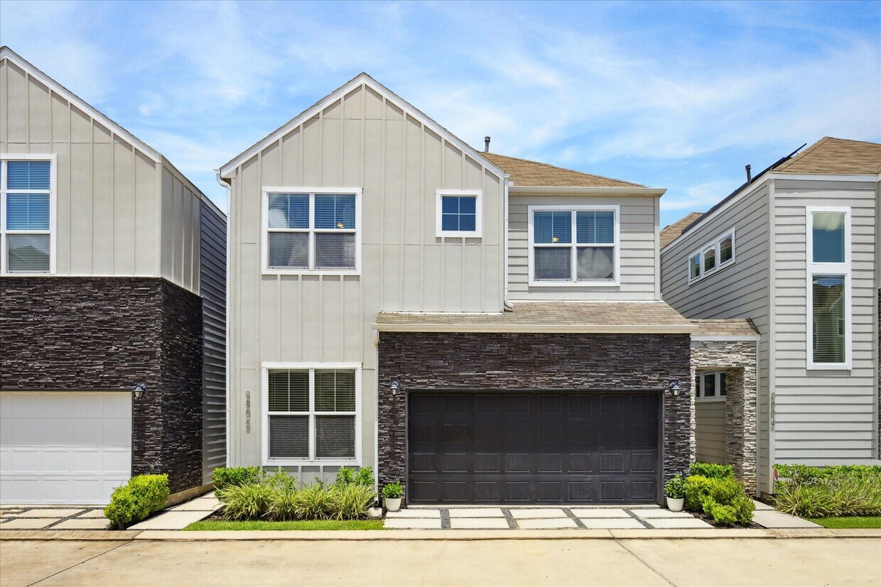 Foto principal - 8806 Hollister Pine Ct