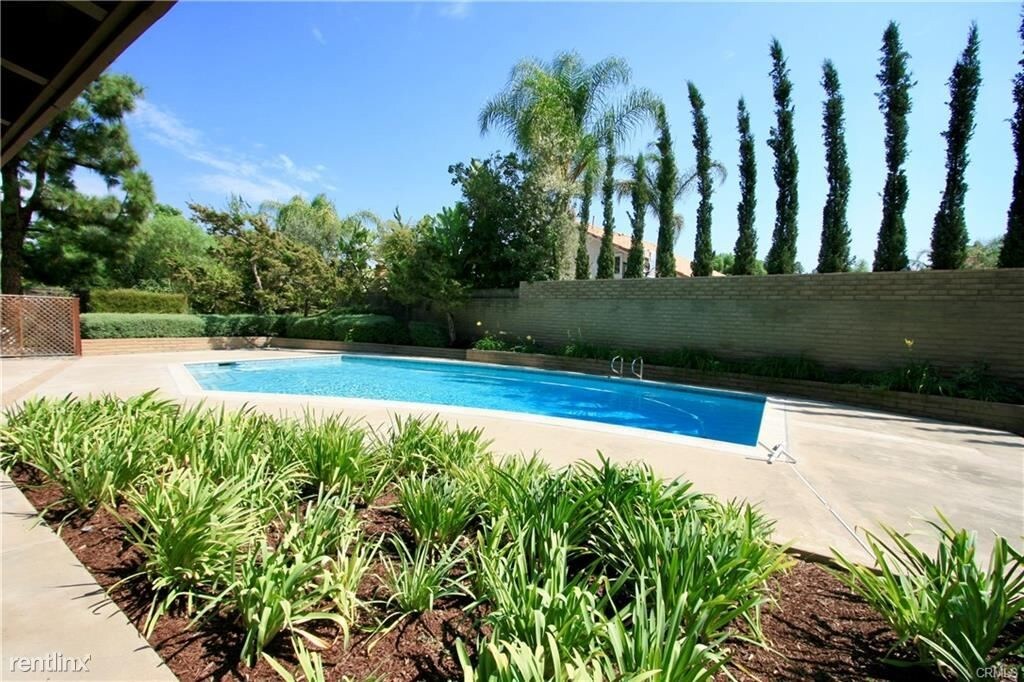 Foto principal - 6 br, 3 bath House - 18072 Athens Ave