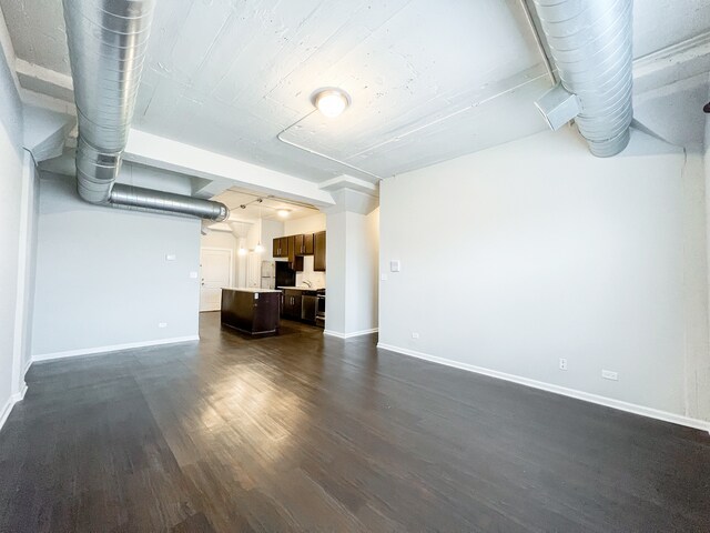 Building Photo - 5822 N Western Ave
