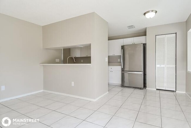 Foto del edificio - 2071 Shadow Pine Dr, Brandon, FL 33511