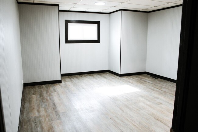 Foto del edificio - 220 N 2nd St