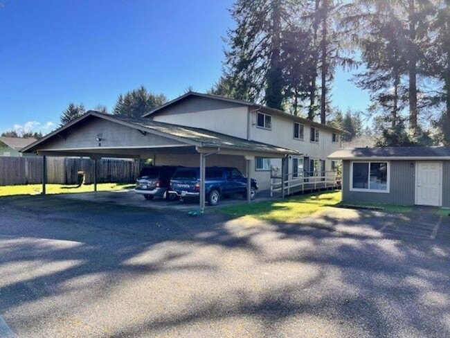 Exterior - 401 Ranch Rd