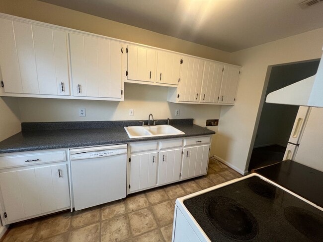 Photo - 934 Maryland Ave House