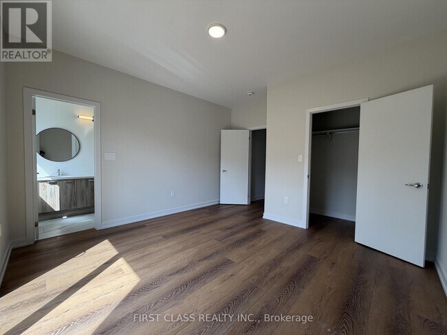 Building Photo - 24 Bullata Ln