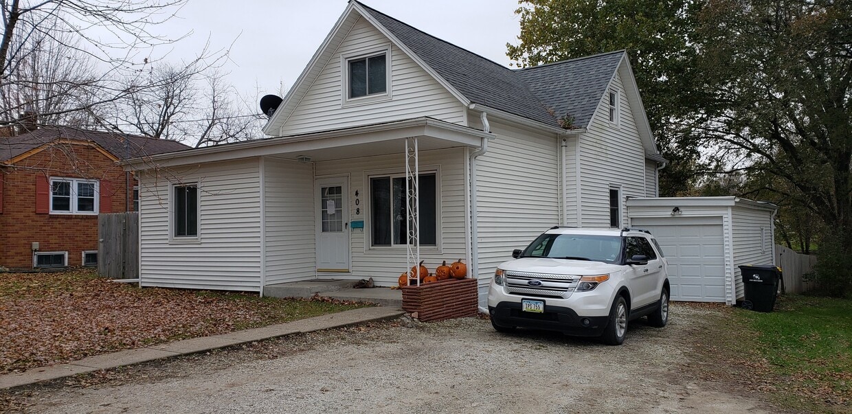 408 S 11th St, Adel, IA 50003 House Rental in Adel, IA