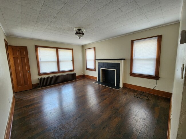 Building Photo - 178 Ridgewood Rd