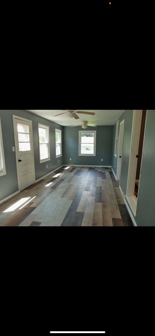 1315 Hemlock Ave, Dixon, IL 61021 House Rental in Dixon, IL