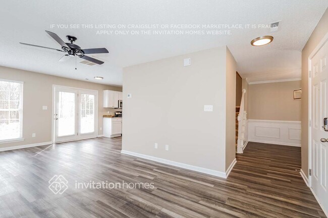 Foto del edificio - 3032 Hawick Commons Dr
