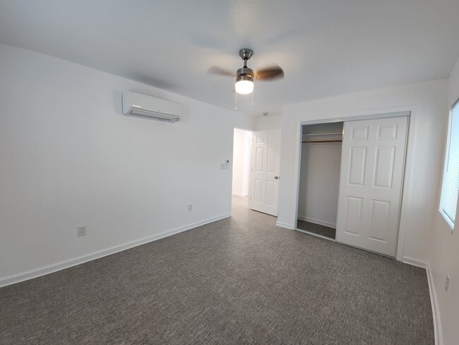 Building Photo - 1530 Aloha St