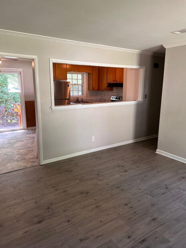 Building Photo - 4380 Azalea Dr
