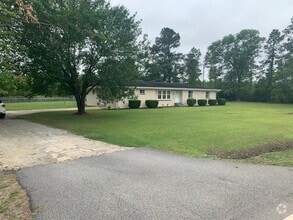 Building Photo - 718 Camp Swamp Rd