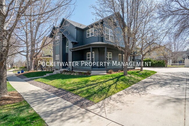 Photo - 1237 St John St House