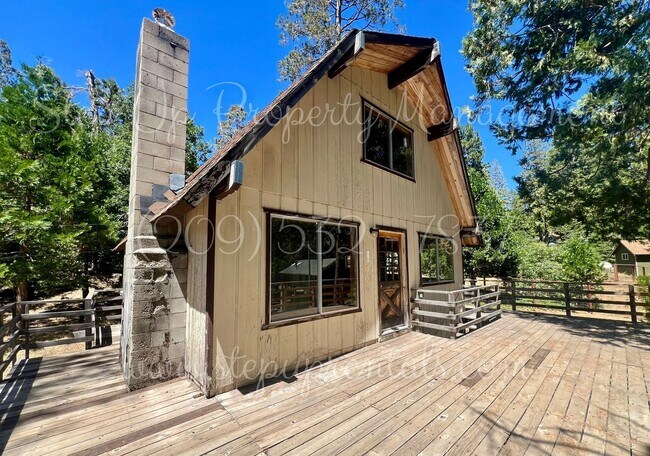 Foto del edificio - Cozy 3 Bed Mi Wuk Home Minutes from Lake &...
