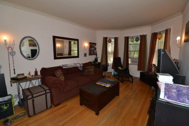 Foto del edificio - 3709 N Hoyne Ave