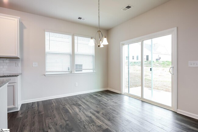 Building Photo - 119 Wild Lily Dr