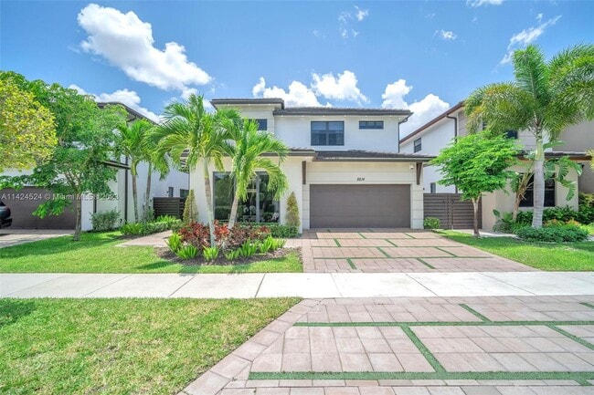 Building Photo - 8814 NW 154th Ter