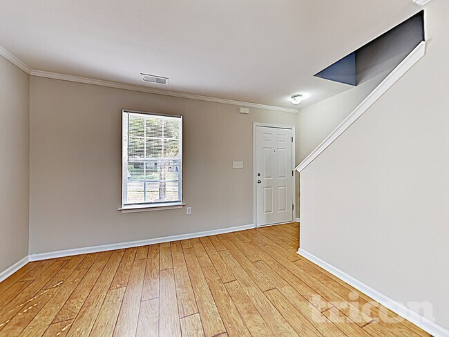 Foto del edificio - 5129 Grays Ridge Dr